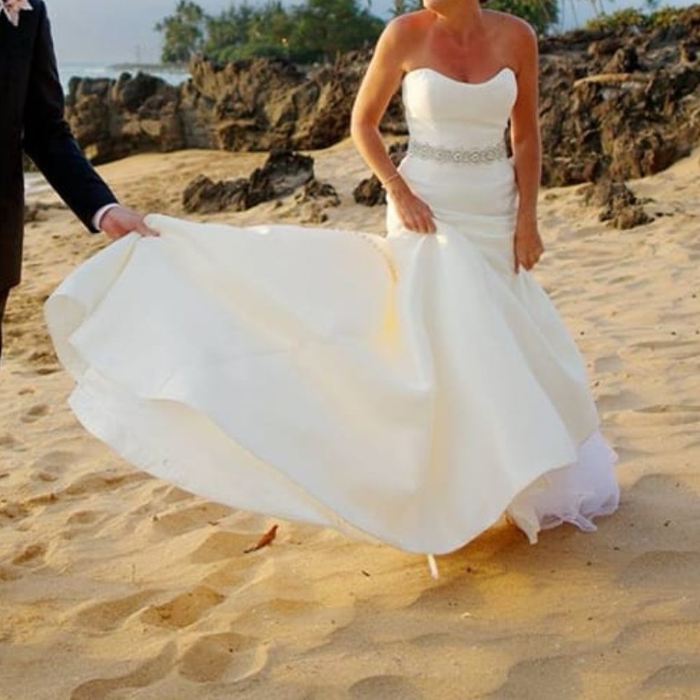 Drop Waist Wedding Dress - Size 12
